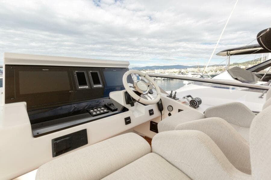 2020 Azimut 72 Flybridge