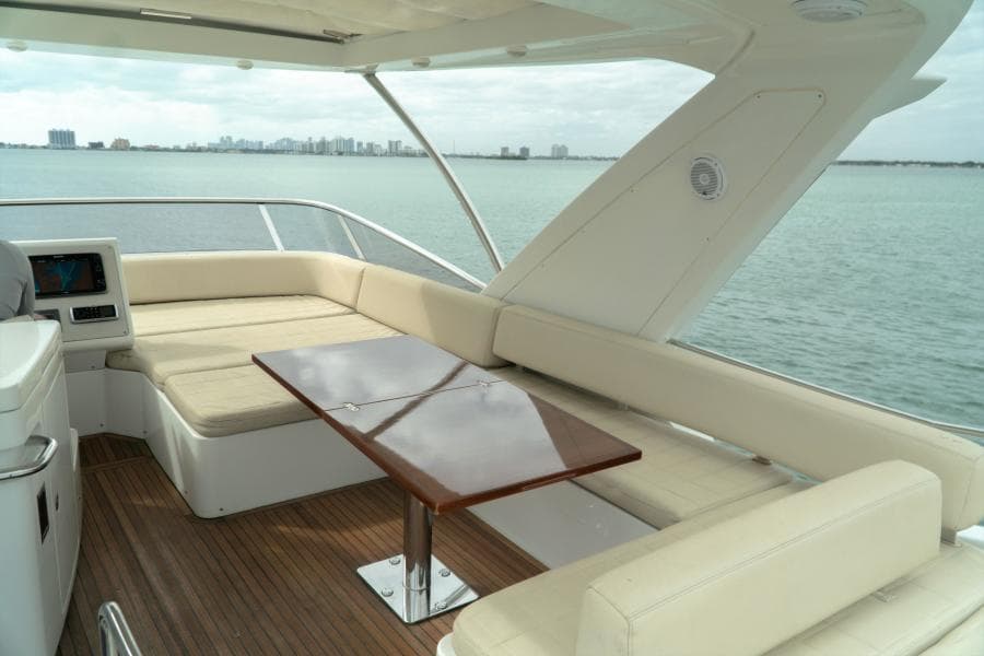 2013 Azimut FLY54