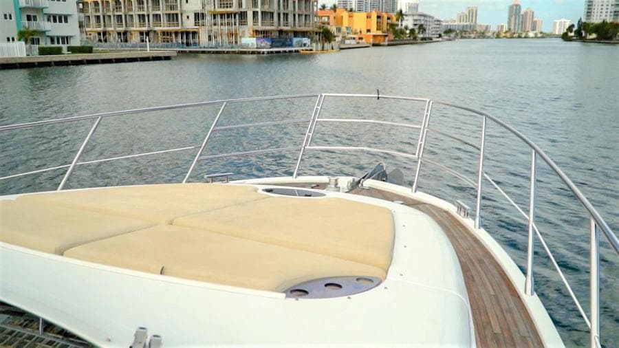 2013 Azimut FLY54