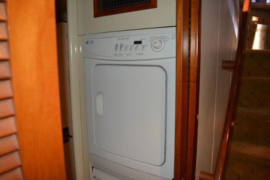 1989 Viking Motor Yacht