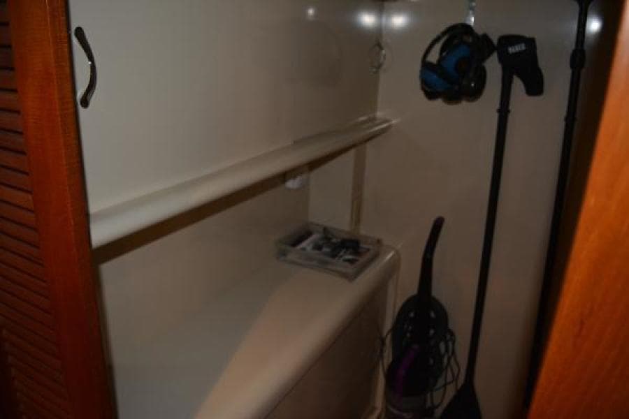 1989 Viking Motor Yacht