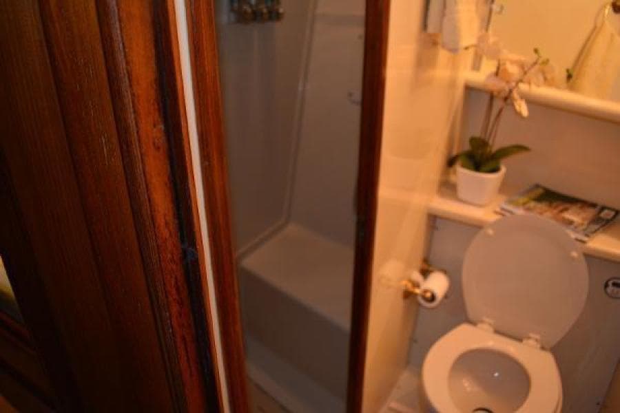 1989 Viking Motor Yacht