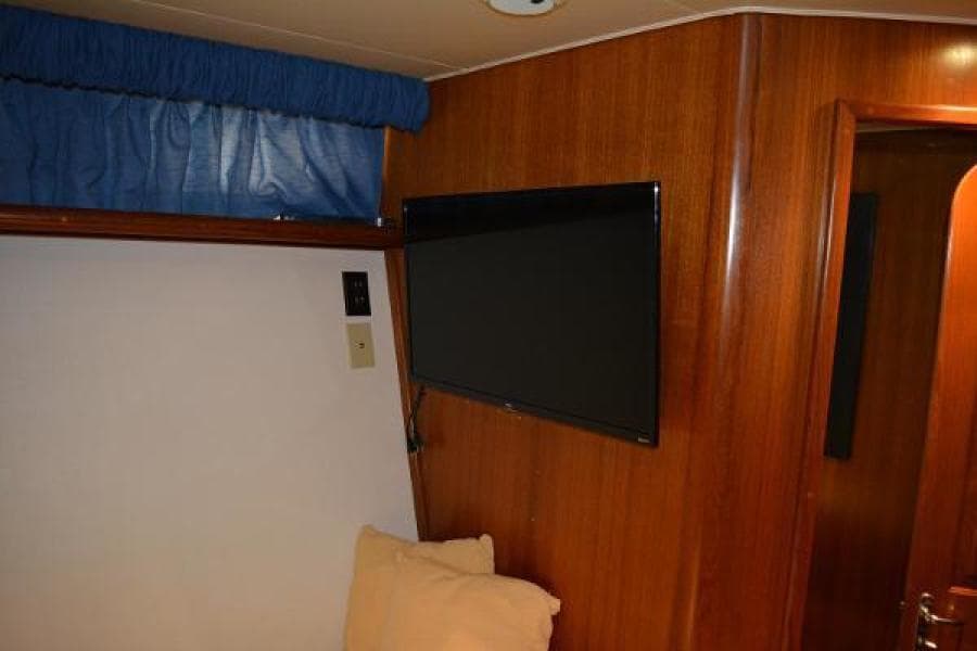 1989 Viking Motor Yacht