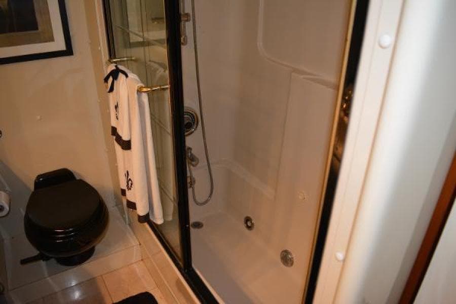 1989 Viking Motor Yacht