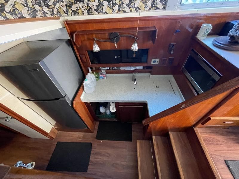 1984 Bertram 42 Convertible