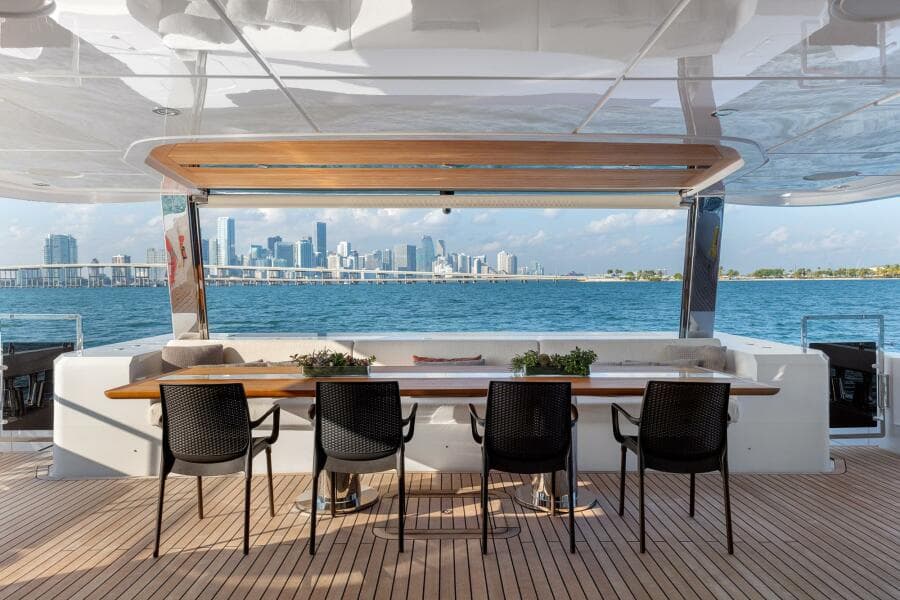 2022 Majesty Yachts 120