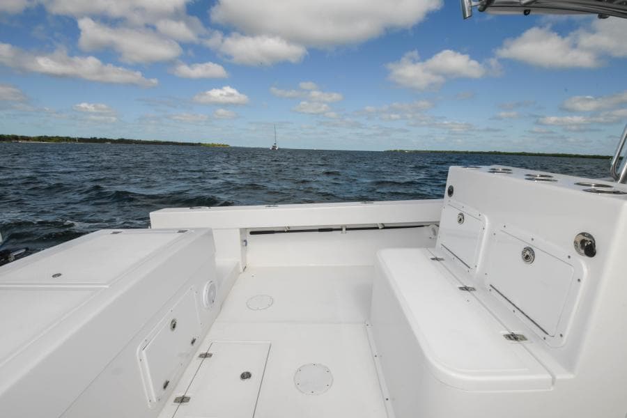 2019 Ocean Master 336 Center Console 