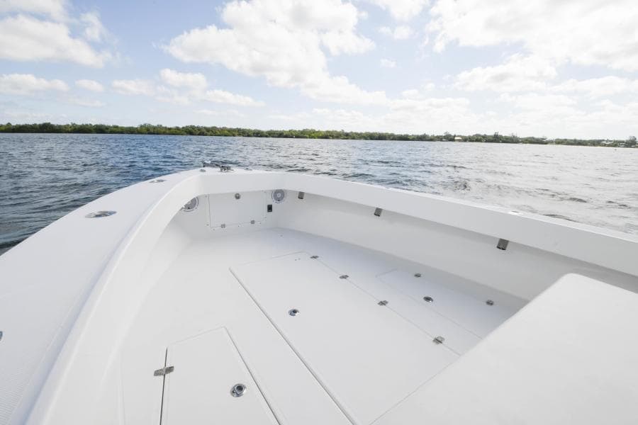 2019 Ocean Master 336 Center Console 