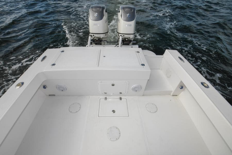 2019 Ocean Master 336 Center Console 