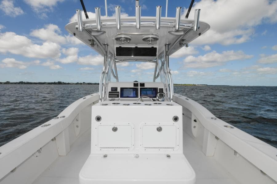 2019 Ocean Master 336 Center Console 