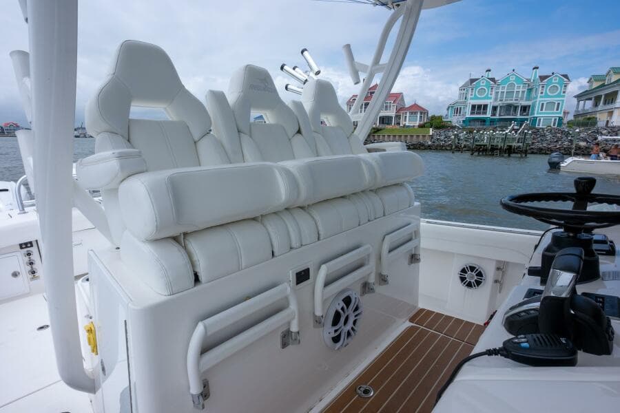 37 Regulator 2022 Dave 33