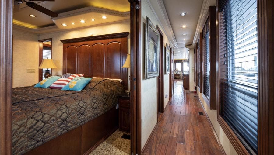 2008 Fantasy 82 Coastal Yacht - Photo 22