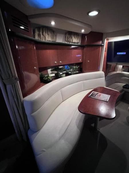 2005 Sea Ray Sundancer 320