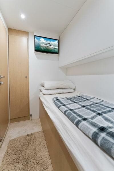 2023 Ferretti Yachts 780