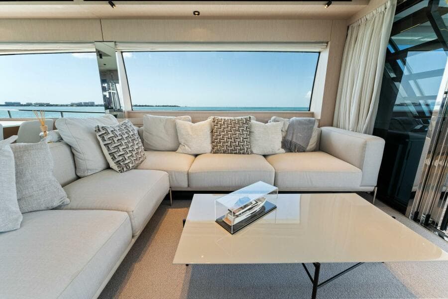 2023 Ferretti Yachts 780