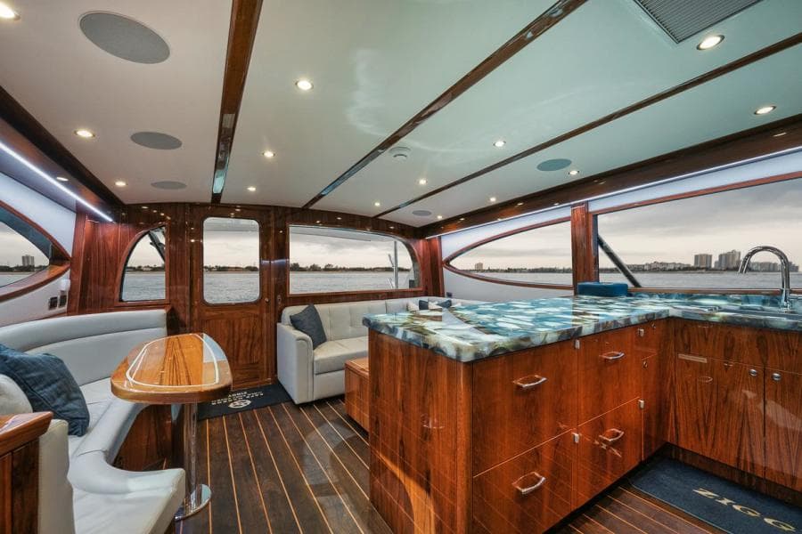 2020 Hatteras Convertible GT59