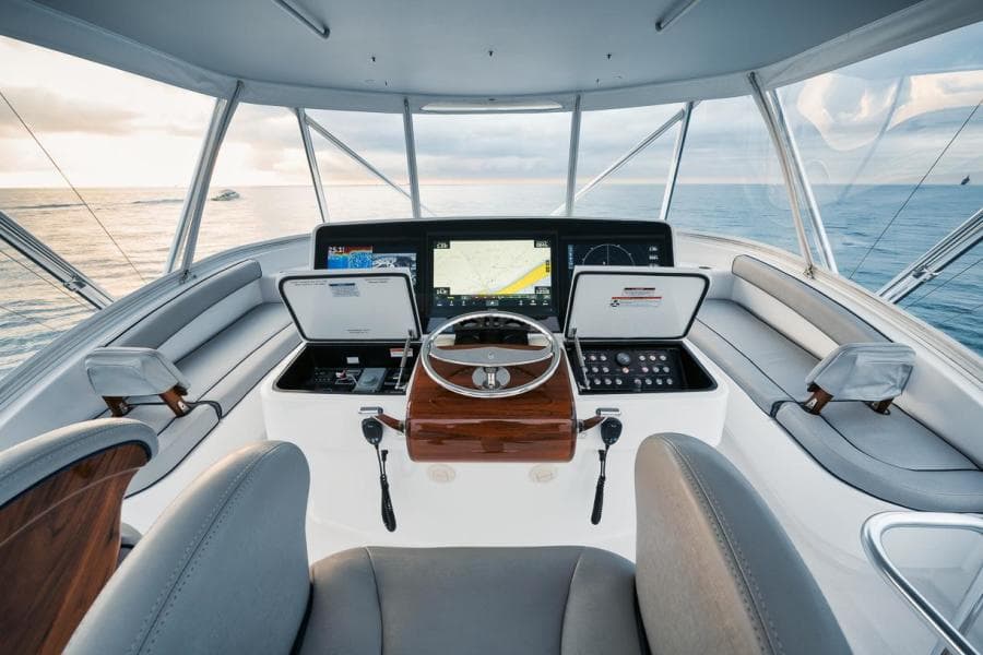 2020 Hatteras Convertible GT59