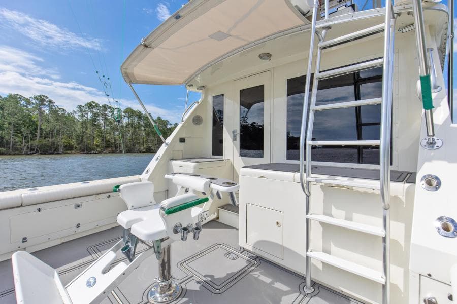 1981 Bertram 42 Convertible Balls To The Wall Cockpit 2