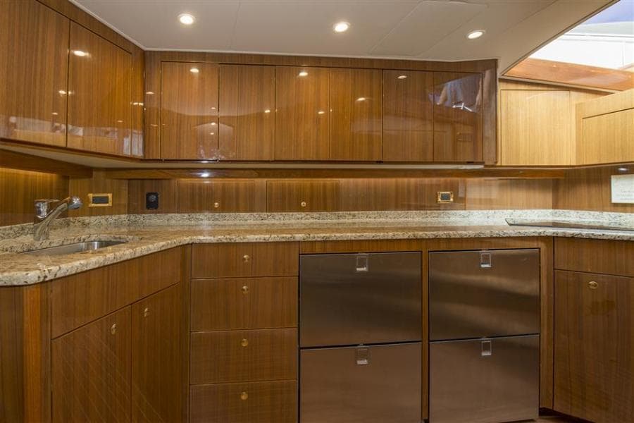 2008 Viking 52 Sport Coupe She's All Hooked Up