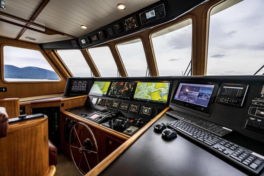 1998 Northern Marine 