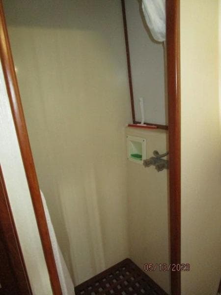 36' Kadey-Krogen shower