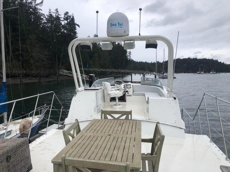 1985 Bluewater 51 Coastal Cruiser