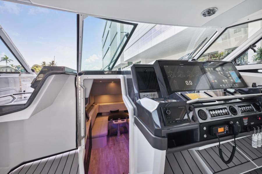 2023 Formula 430 Super Sport Crossover