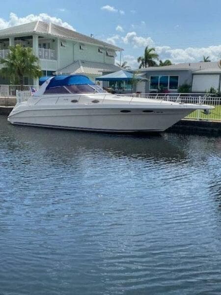 1997 Sea Ray 330 Sundancer