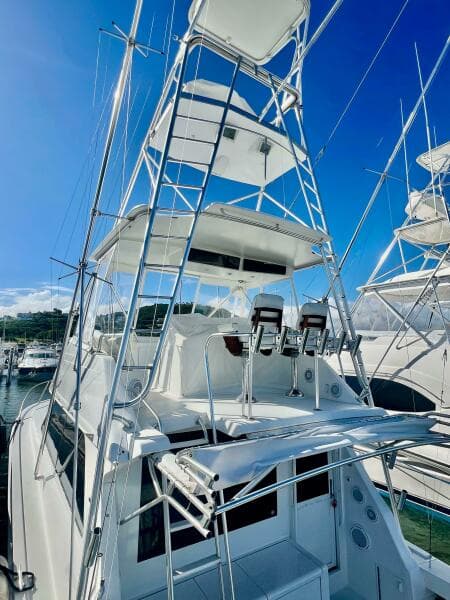 1997 Viking 43 Convertible