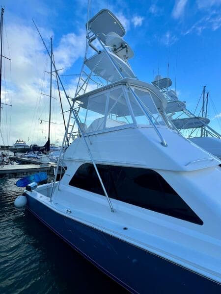 1997 Viking 43 Convertible