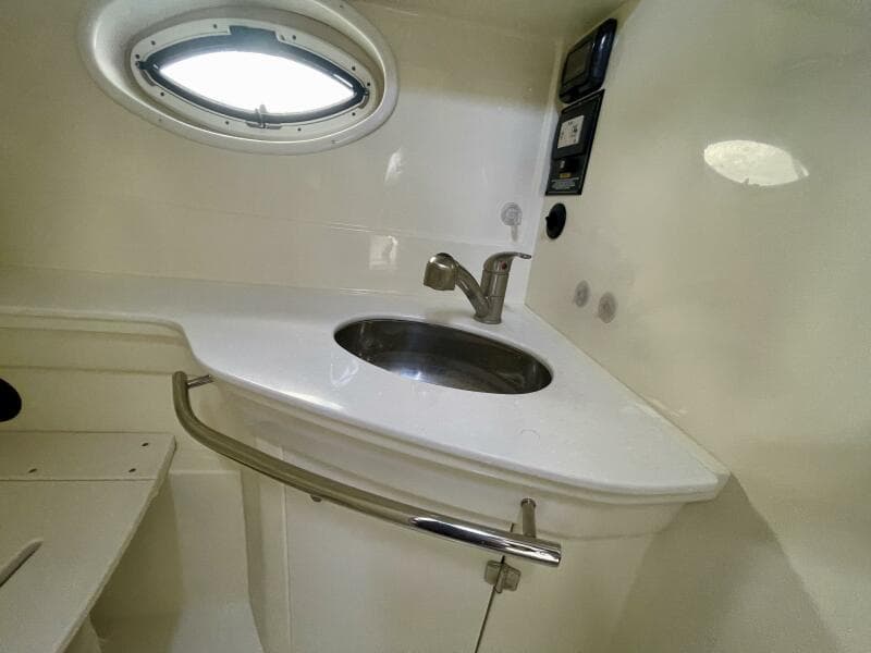 2016 Monterey 335 Sport Yacht