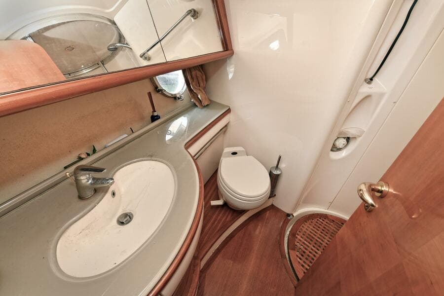 2003 Azimut 62