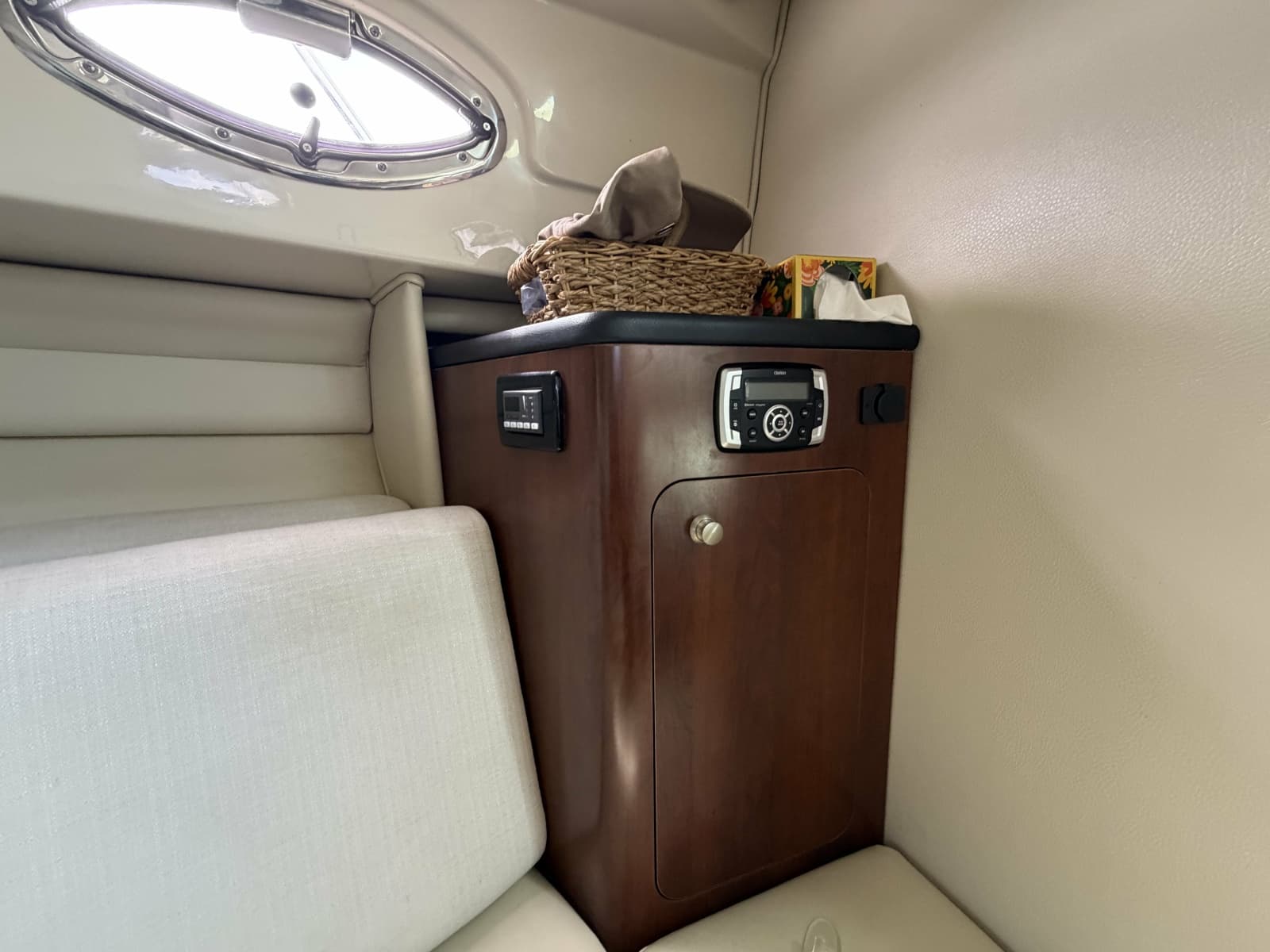 2016 Robalo R305 - Photo 16