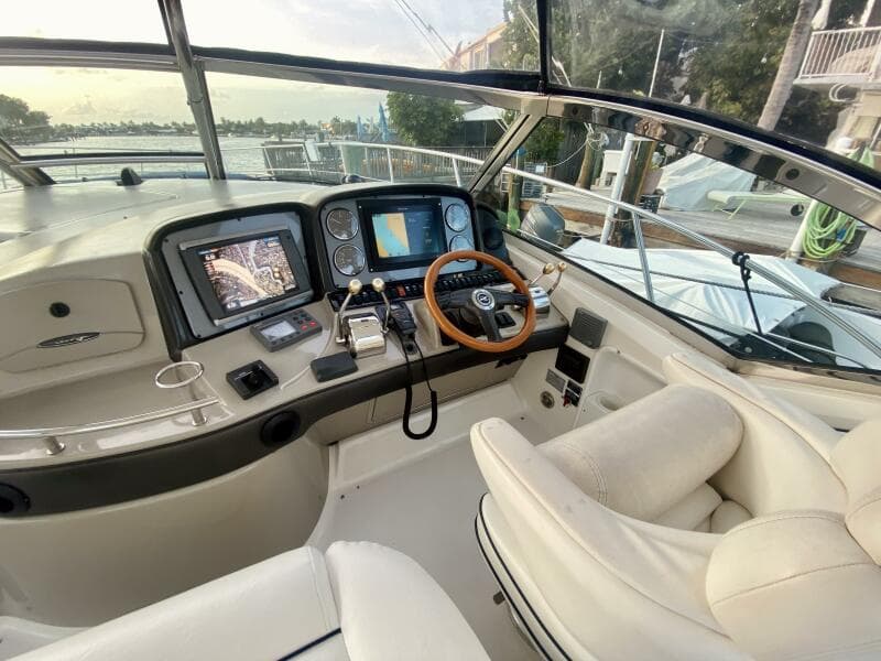 2005 Sea Ray 420 Sundancer