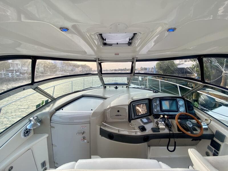 2005 Sea Ray 420 Sundancer