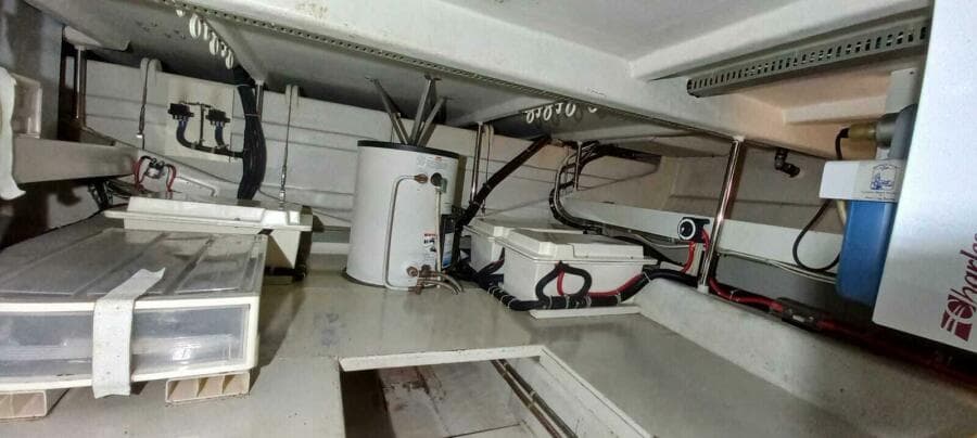 2004 Mikelson 43 Sportfisher