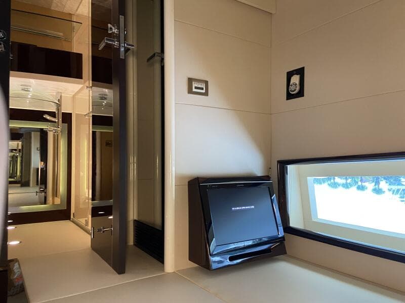 2009 Lazzara Yachts LSX 75