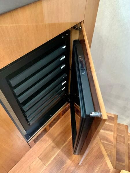 2016 Sunseeker Manhattan 65