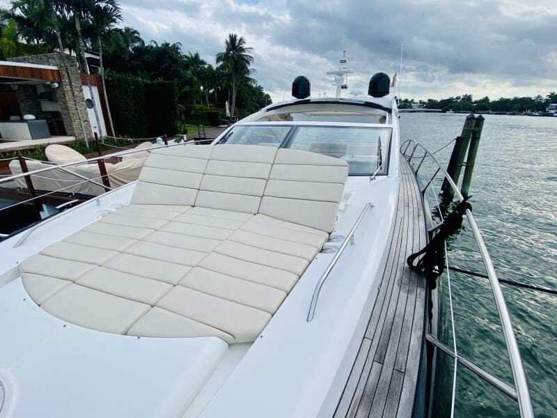 2010 Sunseeker Predator 60