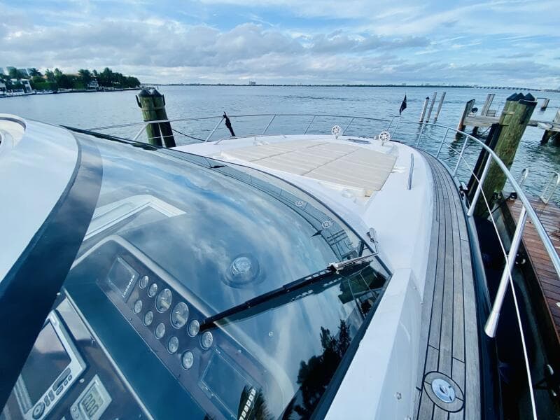 2010 Sunseeker Predator 60