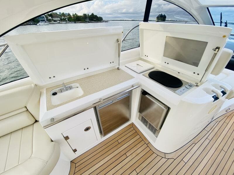 2010 Sunseeker Predator 60