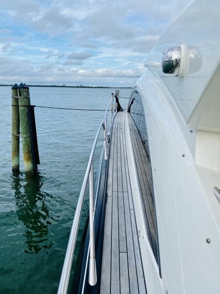 2010 Sunseeker Predator 60