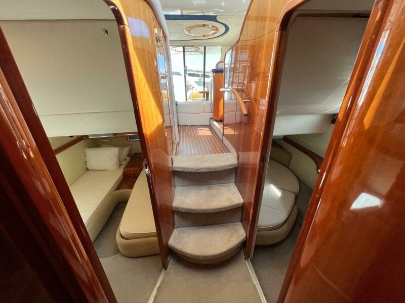 2004 Cranchi Atlantique 48
