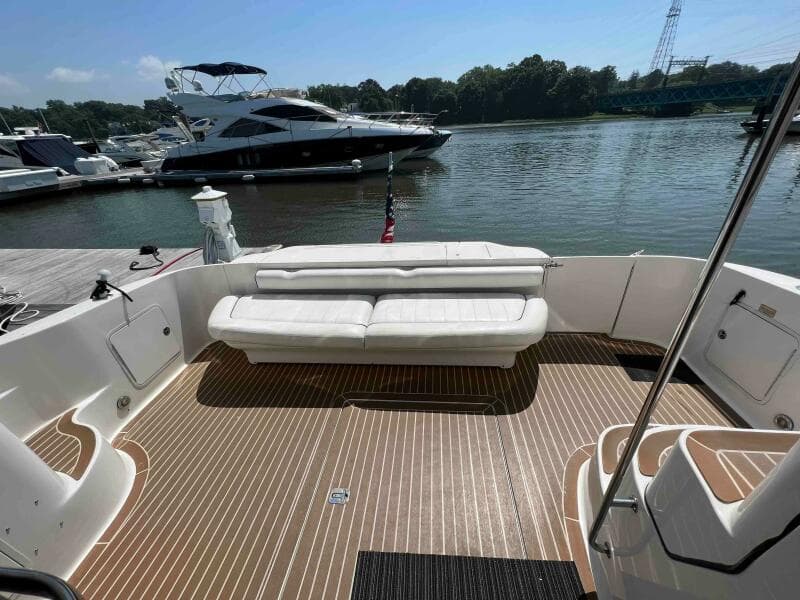 2001 Sea Ray 480 Sedan  Bridge - Photo 6