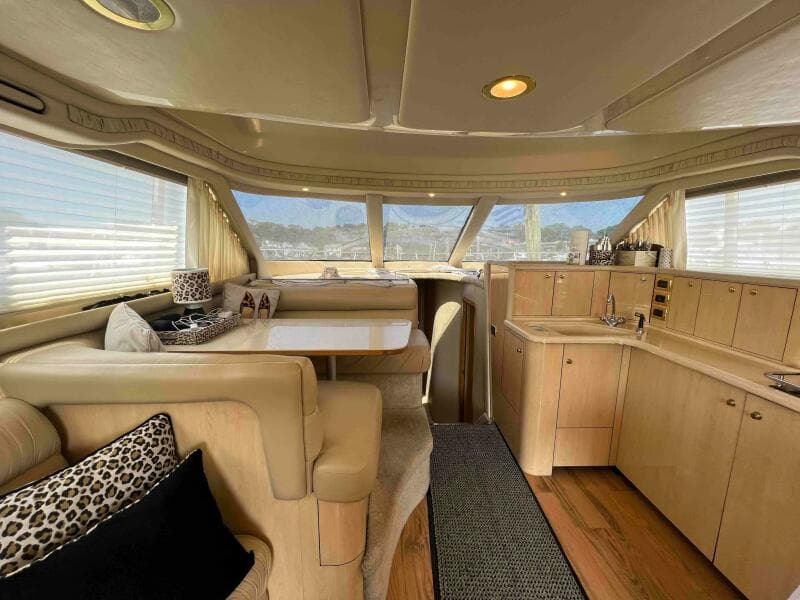2001 Sea Ray 480 Sedan  Bridge - Photo 14