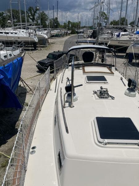 1994 Pacific Seacraft Crealock 37
