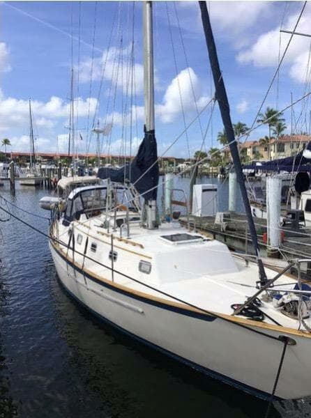 1994 Pacific Seacraft Crealock 37
