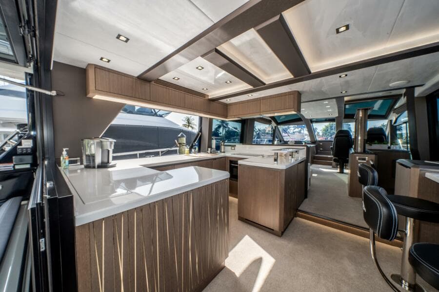 2019 Galeon 640 FLY