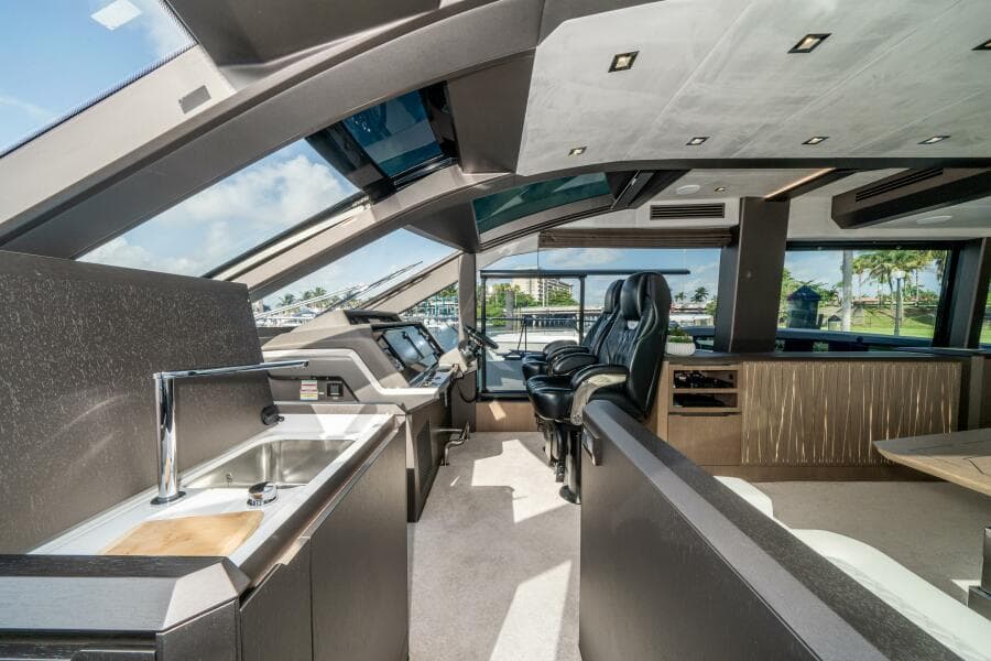 2019 Galeon 640 FLY