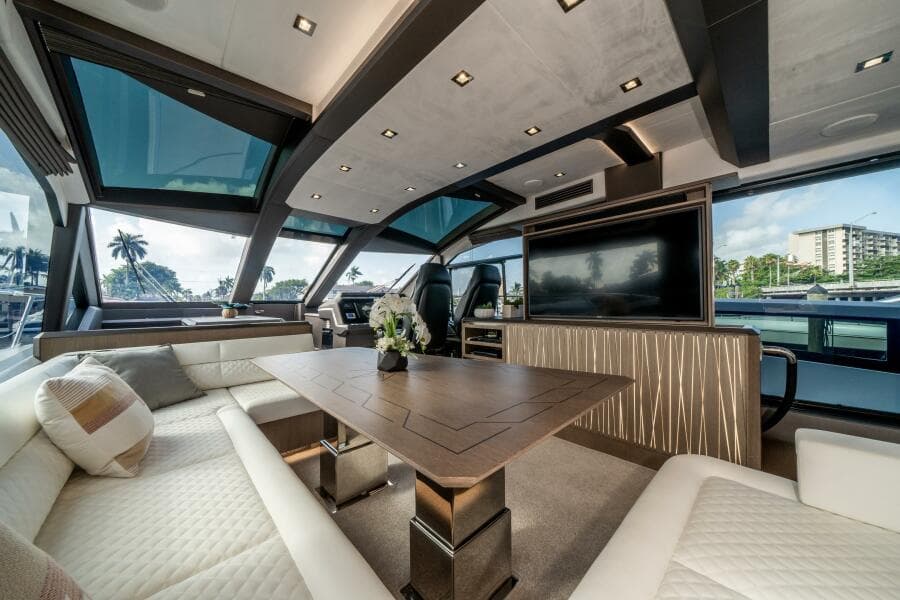 2019 Galeon 640 FLY